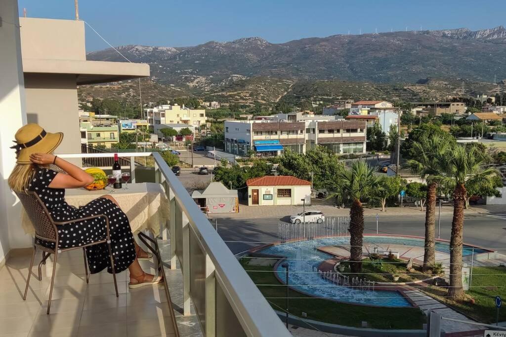Apartment 95 M2, Center Of Sitia, Wifi, 350M Beach מראה חיצוני תמונה