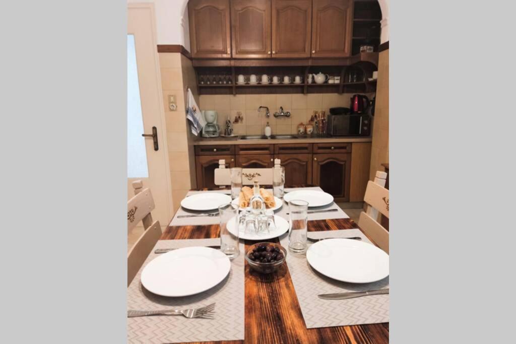 Apartment 95 M2, Center Of Sitia, Wifi, 350M Beach מראה חיצוני תמונה
